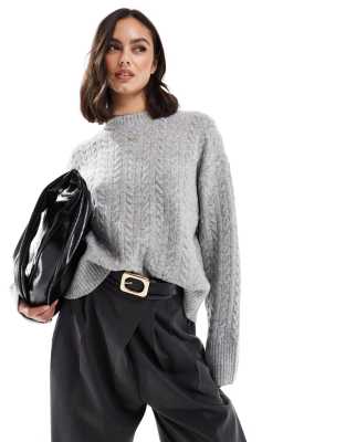 Bershka - Pull oversize en maille torsadée à col montant - Gris