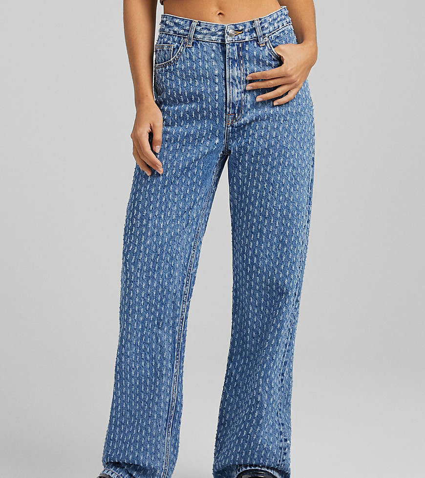 Bershka pulled distressed straight jeans in blue-Blues