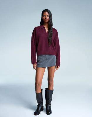 Bershka - Pullover in Burgunderrot mit Polokragen