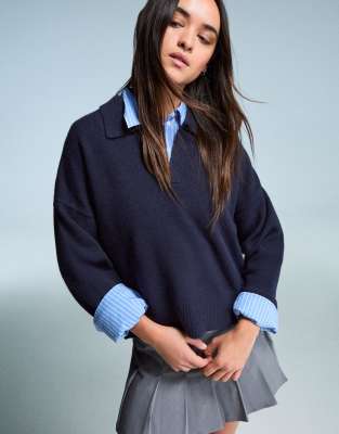 Bershka - Pullover in Jeansblau mit Polokragen