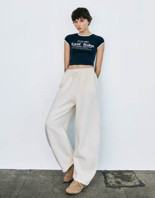 Bershka - Push - Barrel-Hose in Weiß