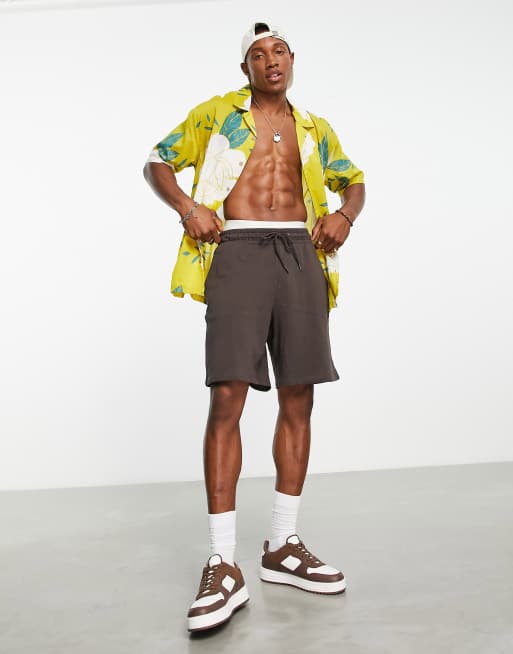 Bershka 2024 yellow shorts