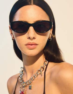 Bershka resin cateye sunglasses in black