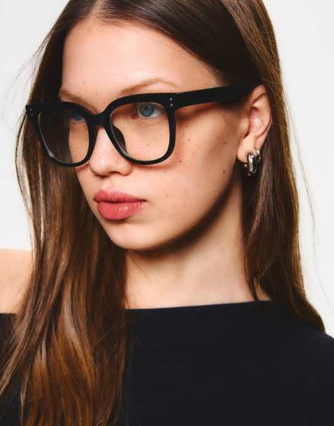 Bershka resin sunglasses in black - view 1