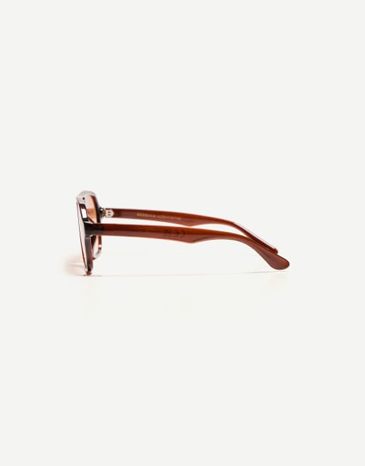 Bershka retro style sunglasses in brown, 3 of 3