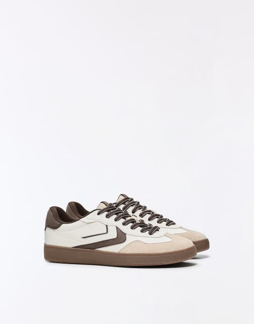 Bershka Retro trainers in white, 3 of 7