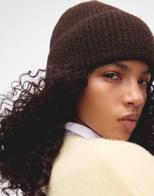 Bershka Ribbed knit beanie in brown, 2 of 5