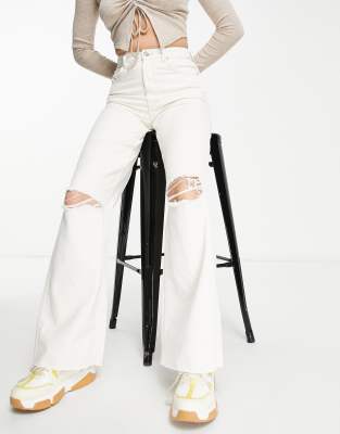 Bershka rip detail wide leg jeans in ecru-White