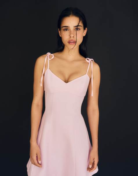 Bershka - Robe courte à bretelles ruban - Rose - view 1