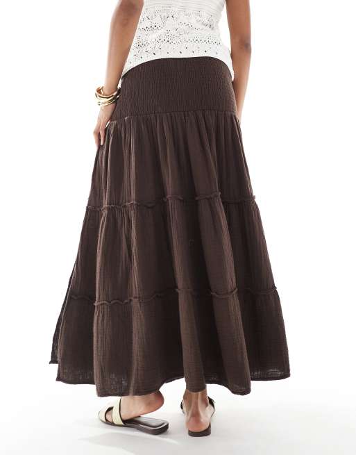 Bershka - Robe longue à volants étagés et taille froncée - Marron, 3 de 5
