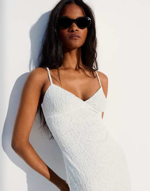 Bershka - Robe mi-longue en dentelle à bretelles fines - Blanc, 2 de 6