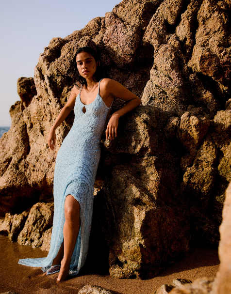 Bershka - Robe mi-longue imprimée à bretelles - Bleu clair - view 1