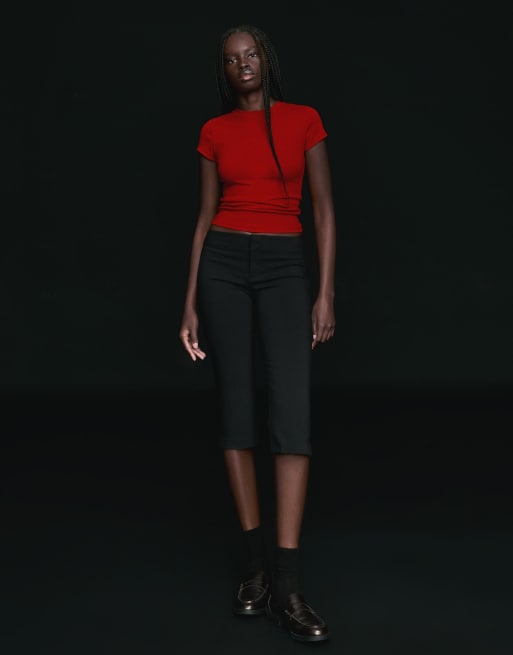 Bershka – Röd t-shirt med rund halsringning och korta ärmar, 4 av 6
