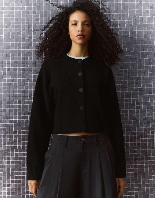 Bershka Round neck button-up knit cardigan in black, 4 of 5