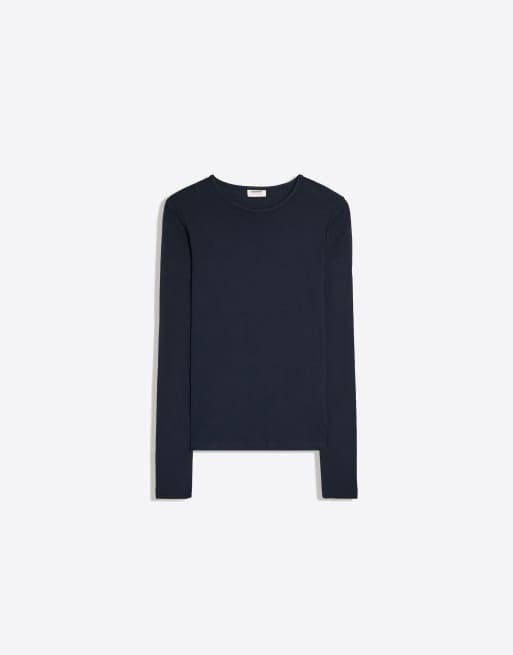 Bershka Round neck long-sleeve t-shirt in navy, 5 of 5