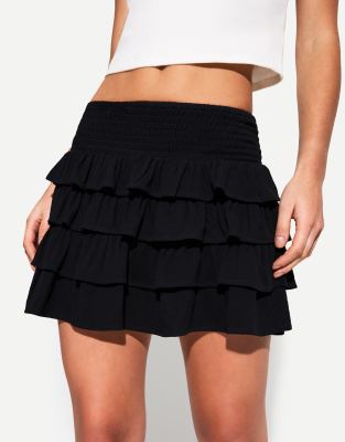 Bershka - Rüschen-Minirock in Schwarz