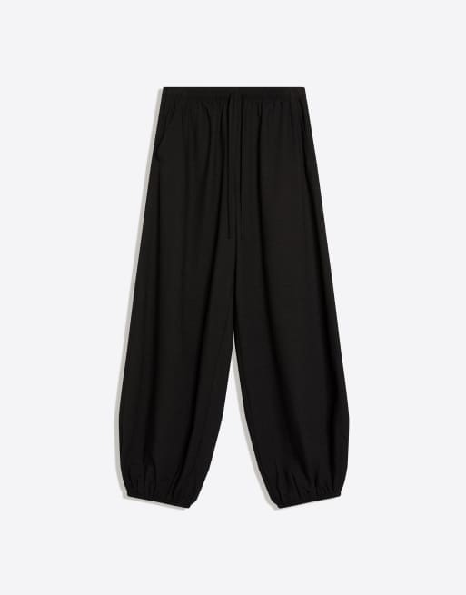 Bershka Rustic sarouel trousers in black, 4 of 4