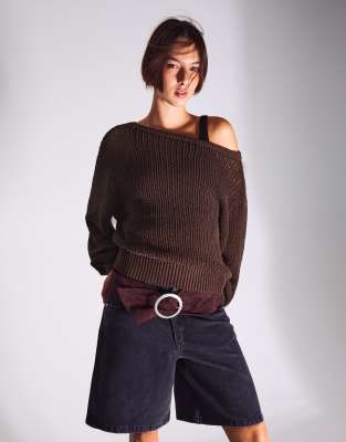 Bershka - Rustikaler Pullover in Braun mit Lochmuster-Brown