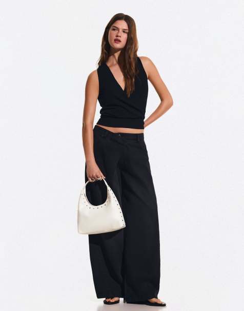 Bershka - Sac seau en imitation cuir à clous - Écru - view 1