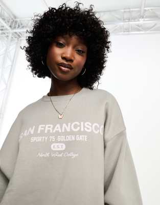 Bershka - San Francisco - Oversize-Sweatshirt in Blassgrau