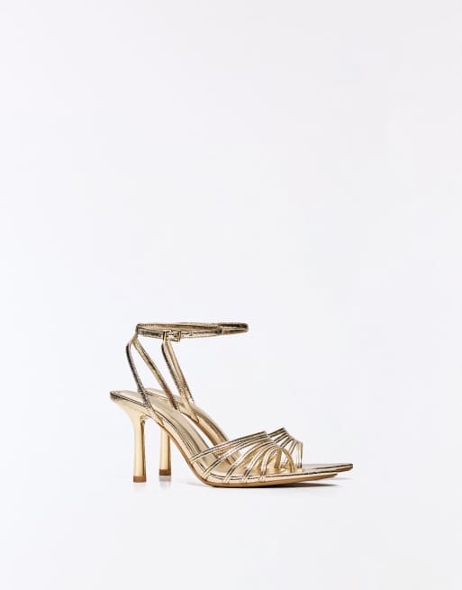 Bershka - Sandalen met hak en meerdere bandjes in goud, 2 van 7