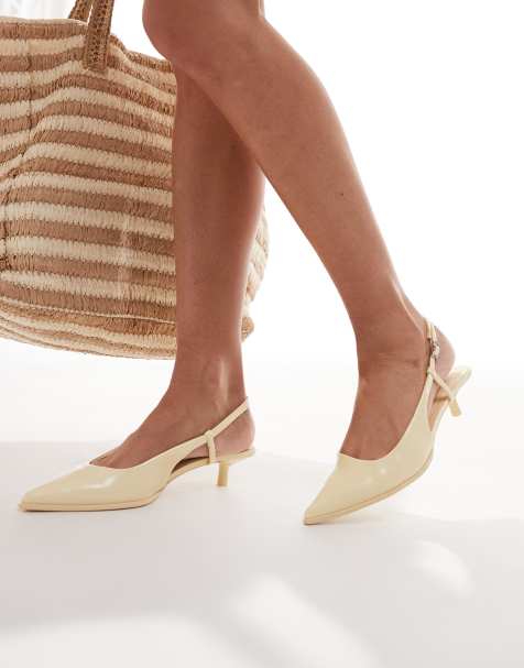 Bershka - Sandales à bout pointu et talons - Beurre - view 1