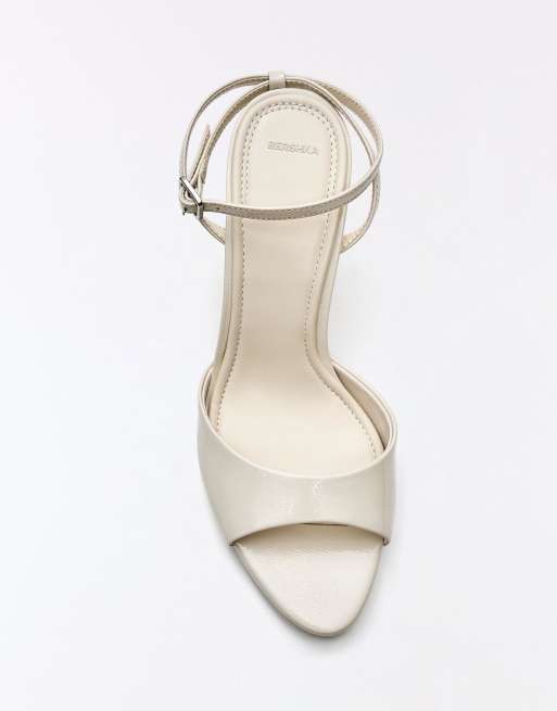 Bershka – Sandaletten in Beige mit Absatz und Fesselriemen, 4 von 4