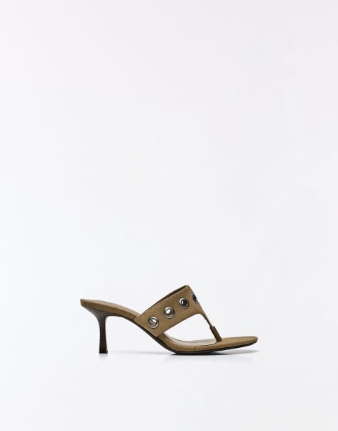 Bershka - Sandali con tacco a spillo color cuoio con borchie - view 1