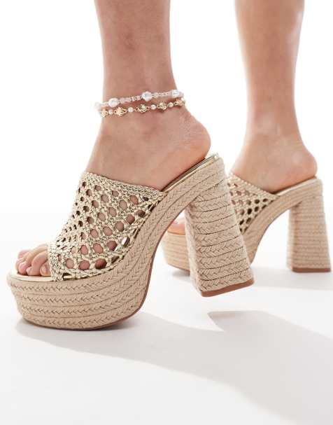 Bershka – Sandały espadryle na platformie i obcasie w naturalnym i złotym kolorze - view 1