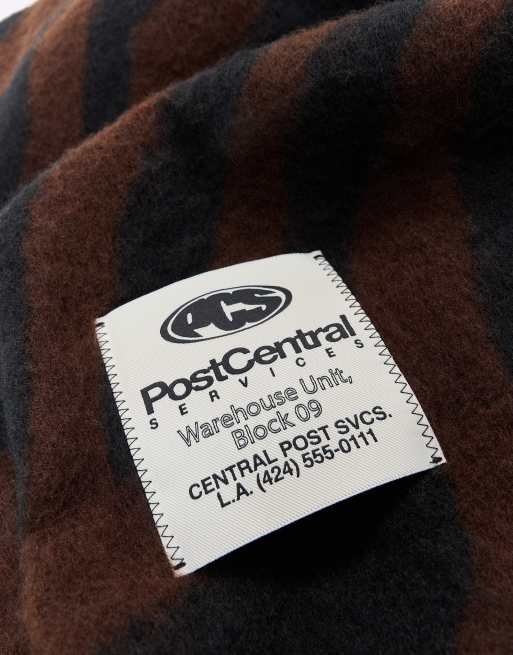 Bershka scarf med djurmönster i brunt, 2 av 4