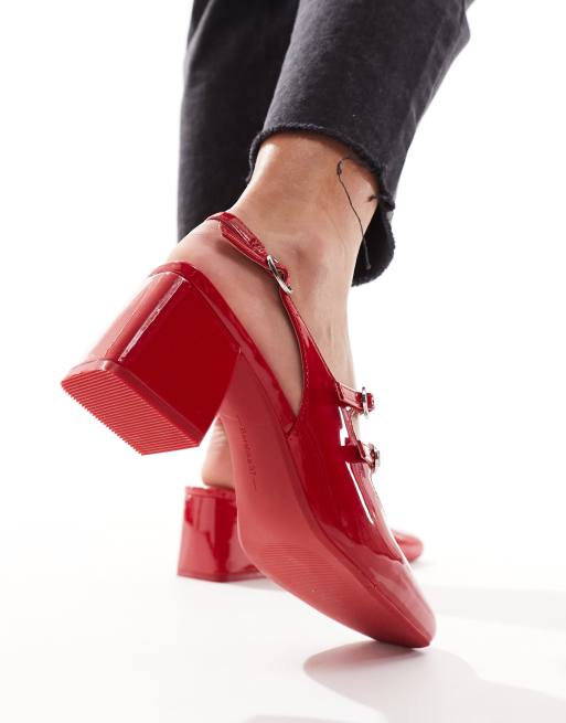 Scarpe rosse bershka hotsell