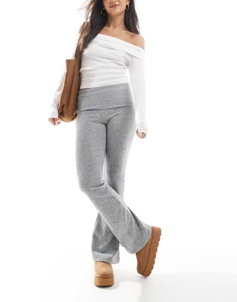 Bershka – Schlaghose in Grau mit weicher Haptik und Umschlagbund - view 1