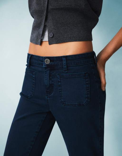 Bershka – Schlaghose in Marineblau mit Patten und Tasche, 4 von 4