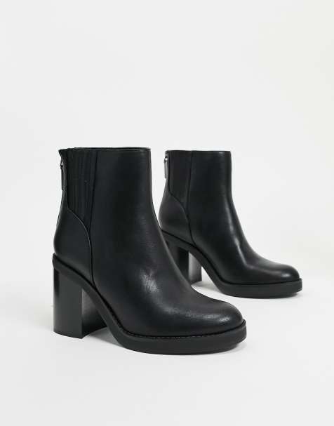 Bershka – Schwarze Schlupfstiefel mit Absatz und dicker Sohle