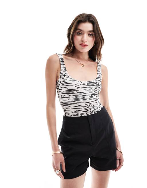 8yards MockNeck 4G02 CBOT 超美品 Bershka scoop neck bodysuit in zebra print | ASOS