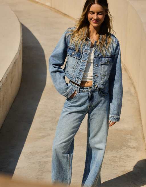 Bershka Shimmery cropped denim jacket in mid blue, 4 of 5
