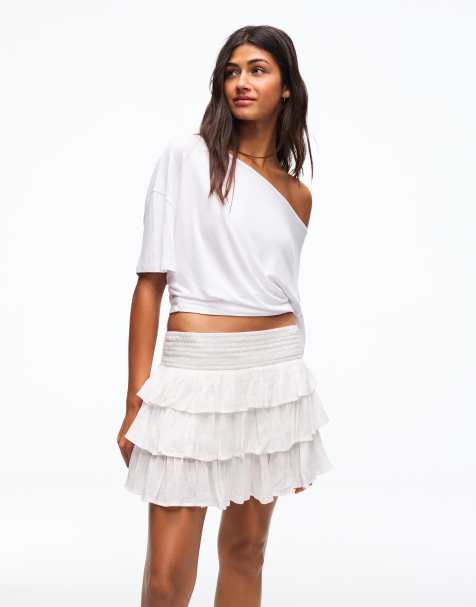 Bershka Shimmery ruffle mini skirt in white