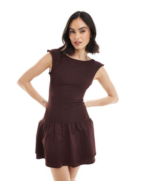 Bershka shirred puffball mini dress in burgundy - view 1