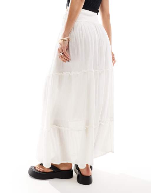 Bershka shirred waist tiered maxi skirt in ecru, 3 of 5
