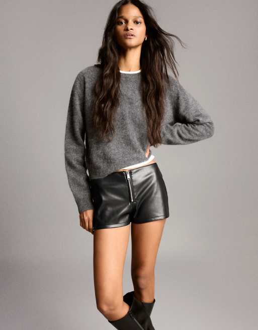 Bershka short à fermeture zippée sur le devant noir, 2 de 6