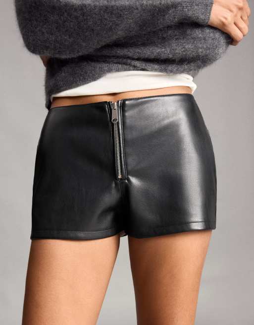 Bershka short à fermeture zippée sur le devant noir, 5 de 6
