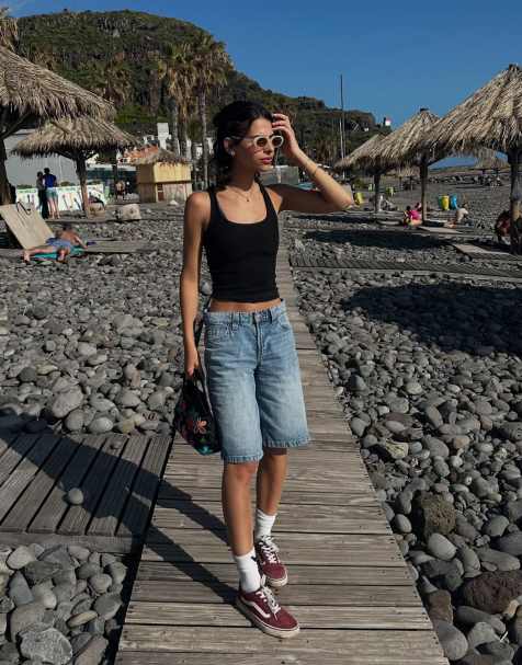 Bershka - Short en jean baggy - Bleu moyen - view 1