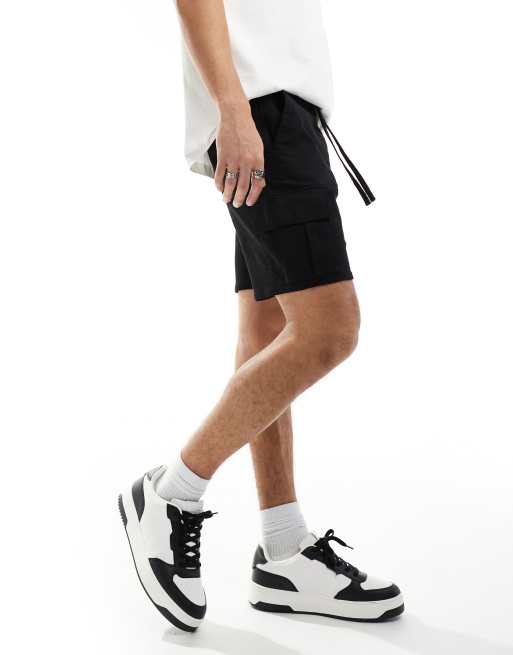 Bershka - Short met cargozakken in zwart