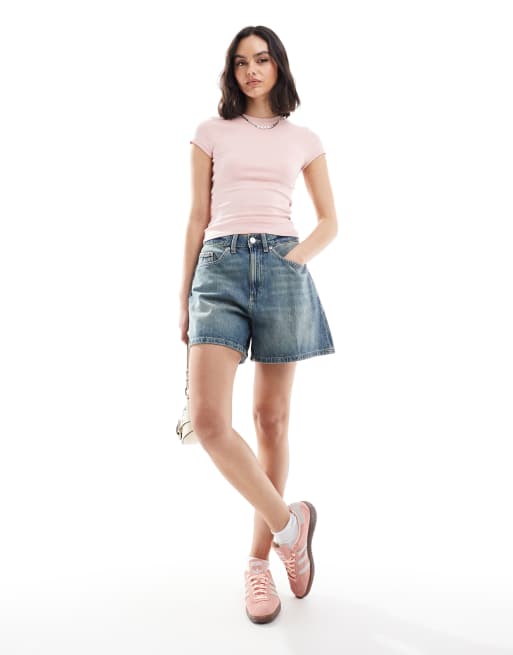 Bershka short sleeve baby tee in baby pink