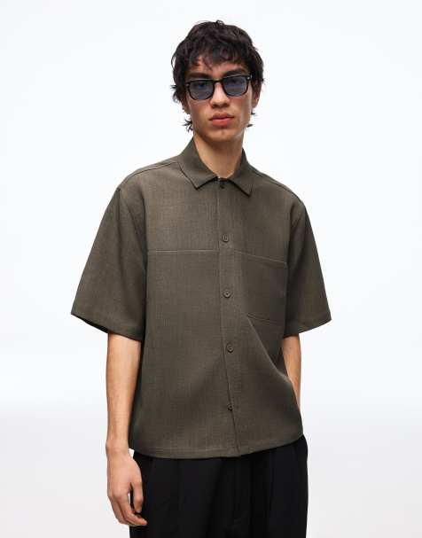 Bershka Short sleeve boxy tailored fit shirt in khaki - view 1