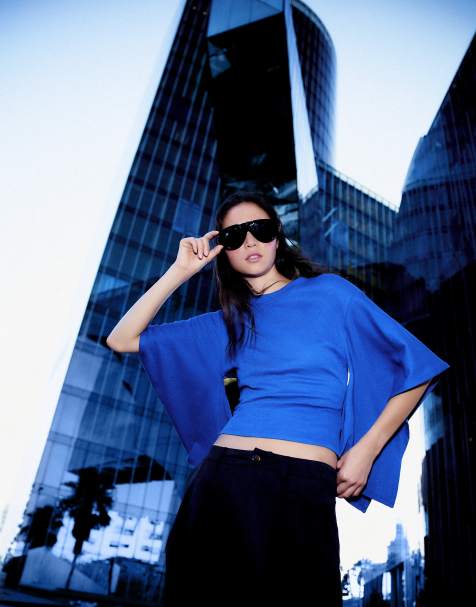 Bershka Short sleeve cape t-shirt in denim blue - view 1