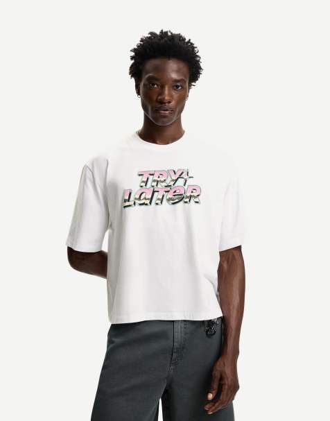 Bershka short sleeve cropped t-shirt with print in white - view 1