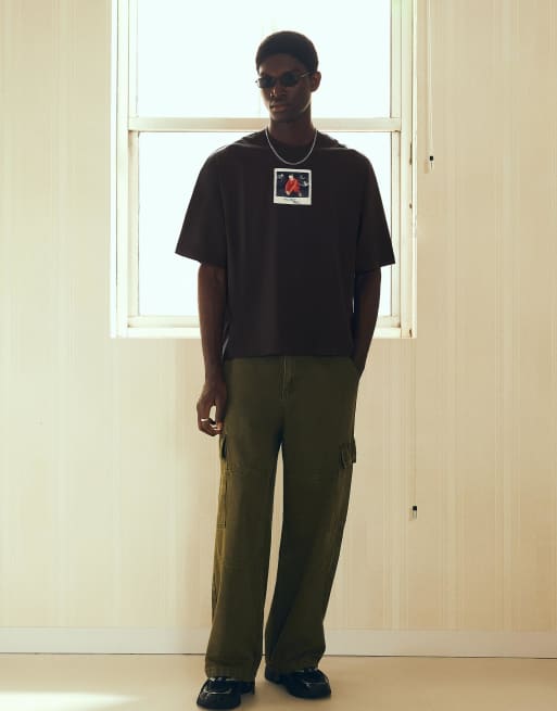 Bershka Short sleeve eminem boxy oversized t-shirt in dark grey, 3 of 4