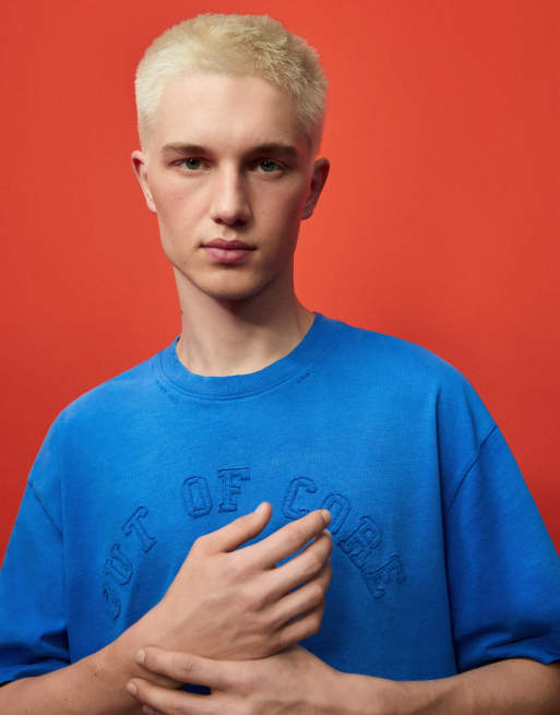 Bershka Short sleeve out of core patch t-shirt in denim blue, 3 of 7