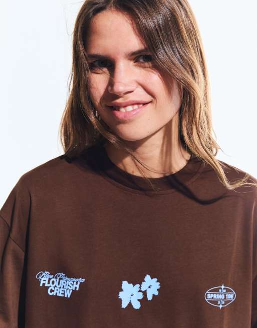 Bershka Short sleeve oversize print t-shirt in brown, 2 of 4